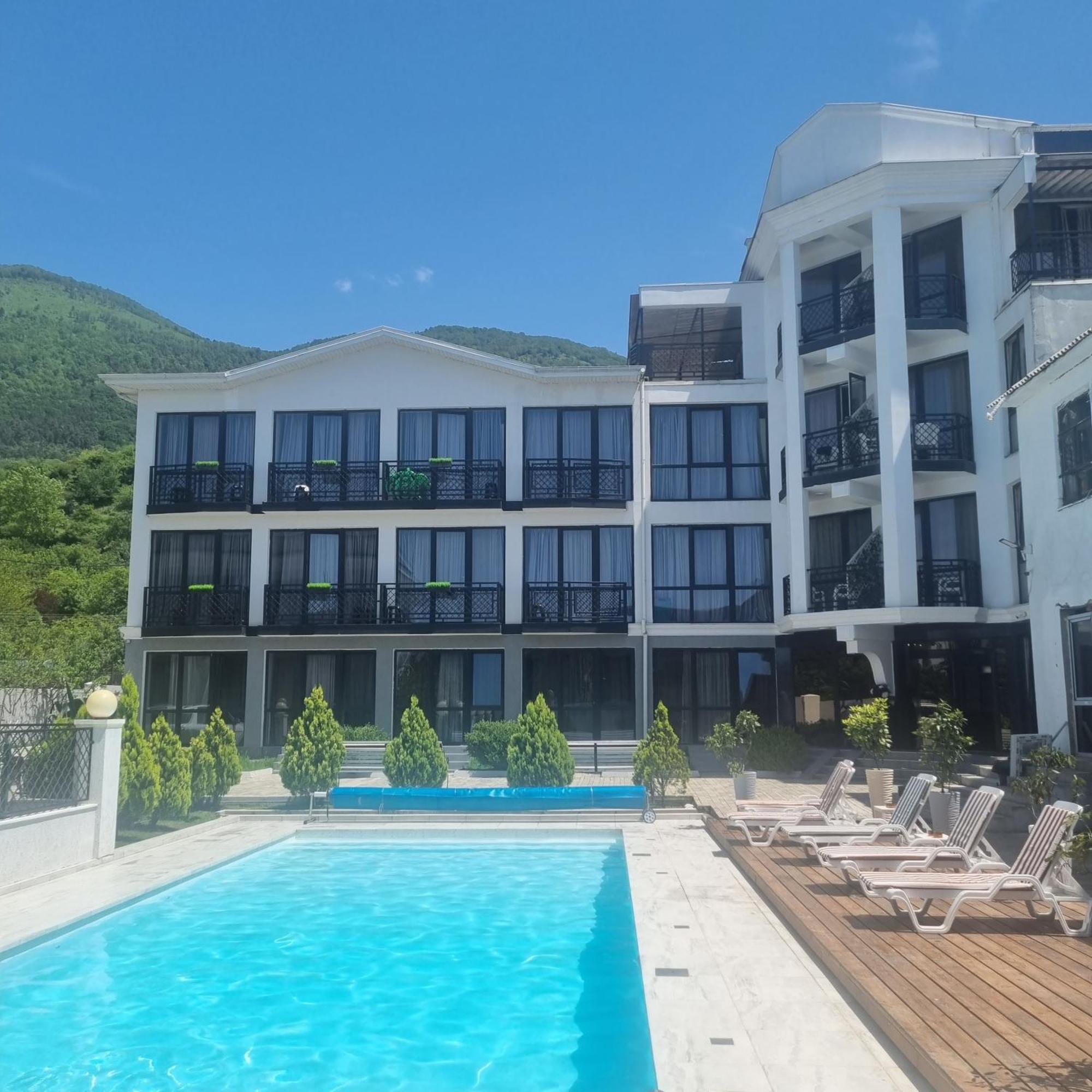 Gega Hotel Гагра Екстер'єр фото