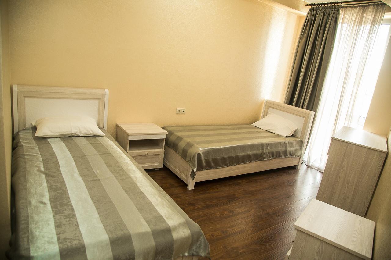 Gega Hotel Гагра Екстер'єр фото