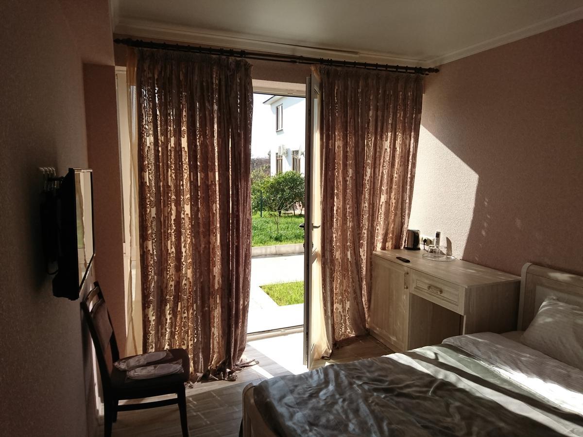Gega Hotel Гагра Екстер'єр фото