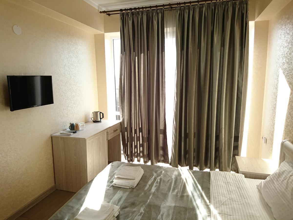 Gega Hotel Гагра Екстер'єр фото