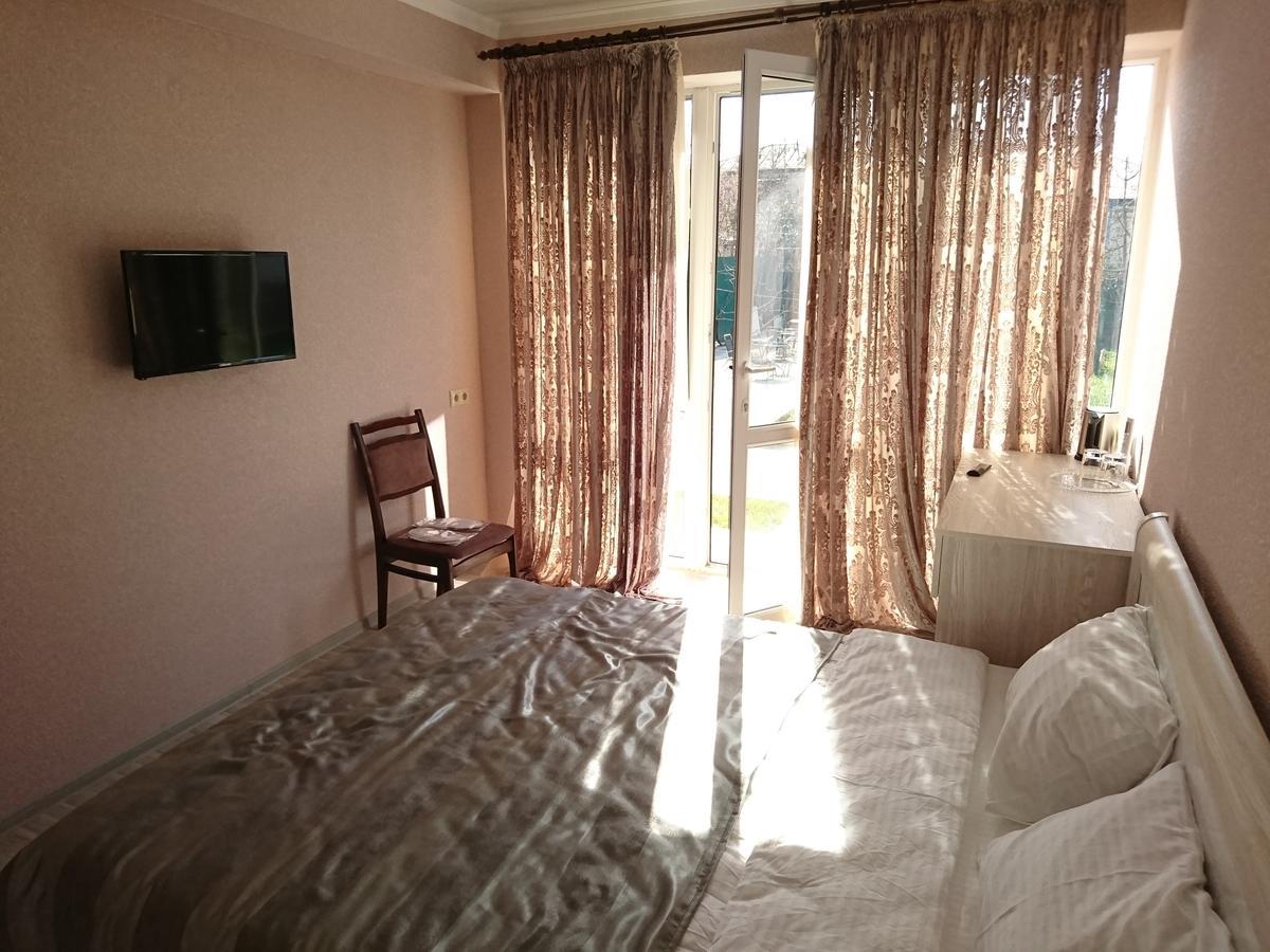 Gega Hotel Гагра Екстер'єр фото