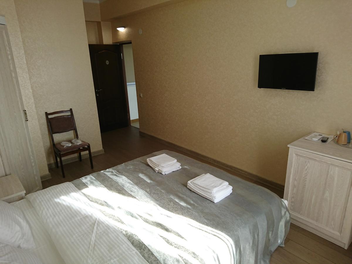 Gega Hotel Гагра Екстер'єр фото